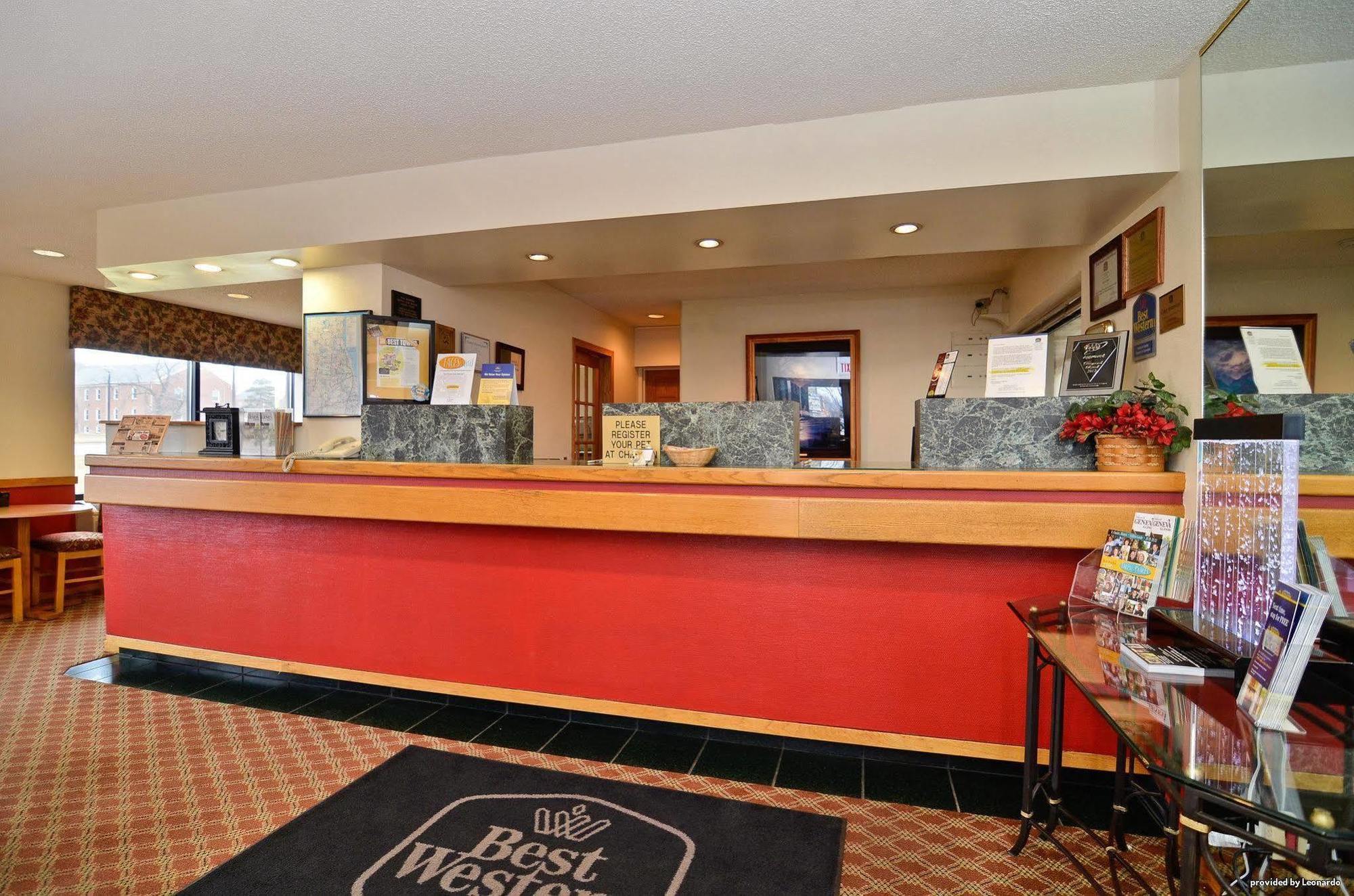 Best Western Inn Of St. Charles Saint Charles Beltér fotó